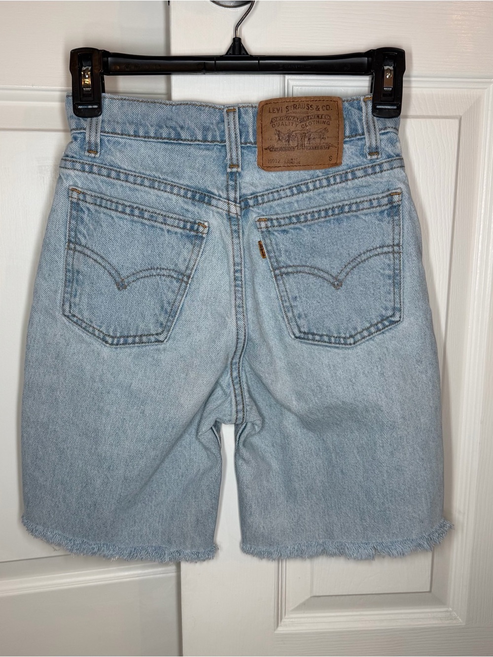 Levi's 912 Orange Tag Vintage Slim Fit Cut Off Shorts Women Sz 3 - 24" Waist - Picture 2 of 6